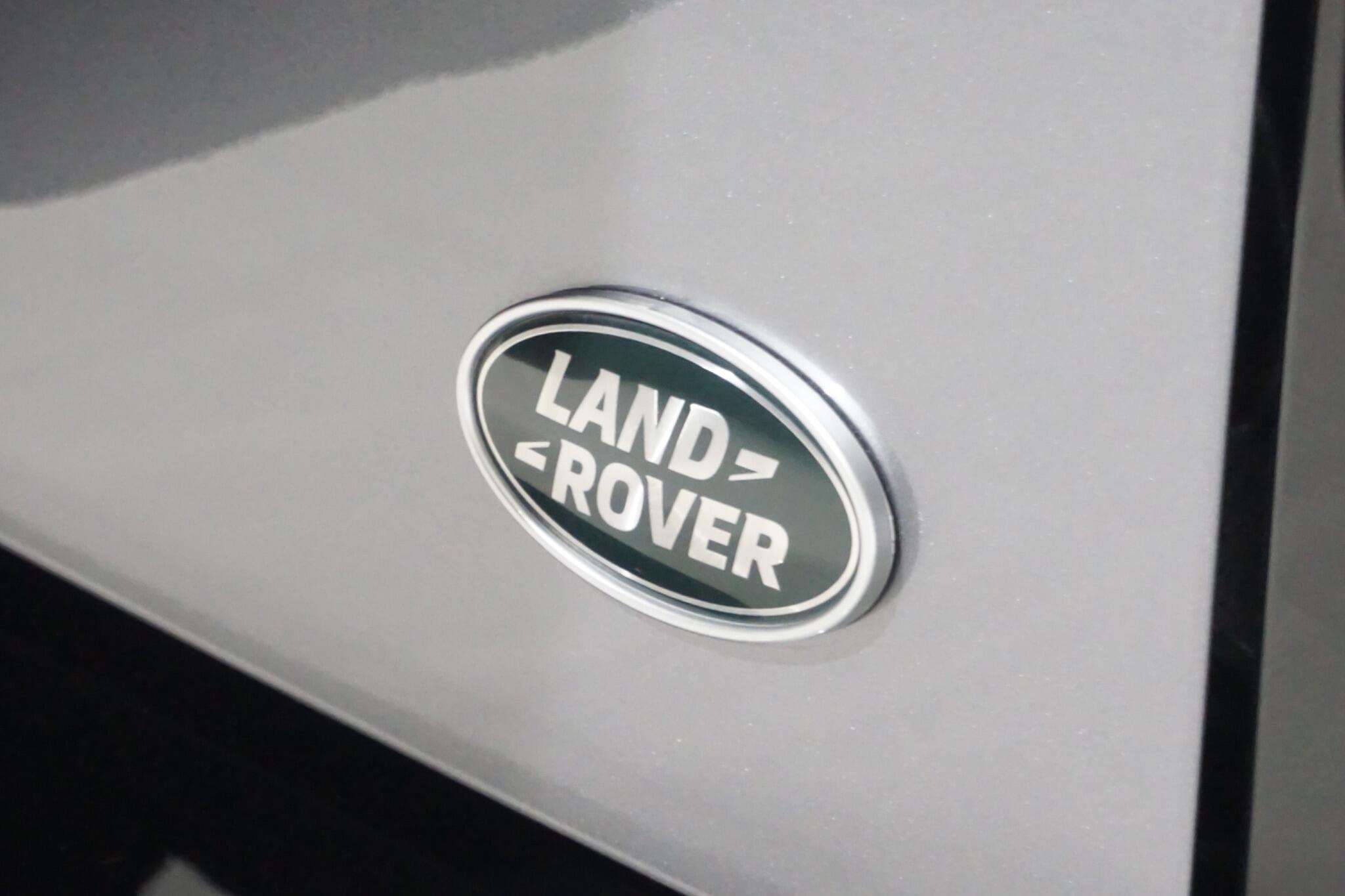 Land Rover Defender 110 3.0 D200 MHEV SE SUV 5dr Diesel Auto 4WD Euro 6 (s/s) (200 ps)